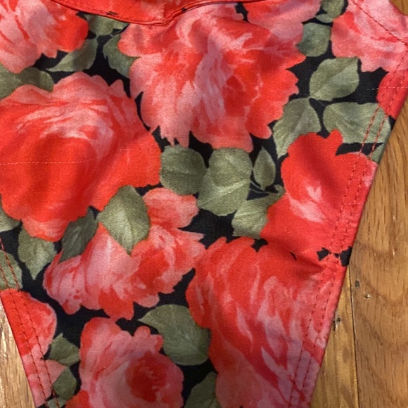 Hard to hind for love and lemons satin bra and thong set red roses 🌹 - Picture 2 of 8